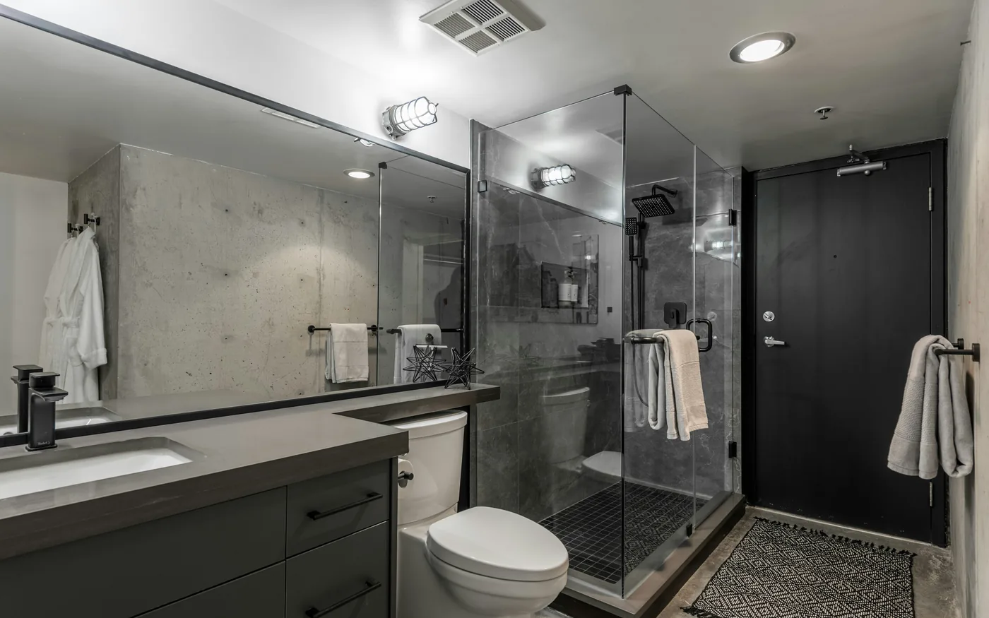 Sakin Banyo